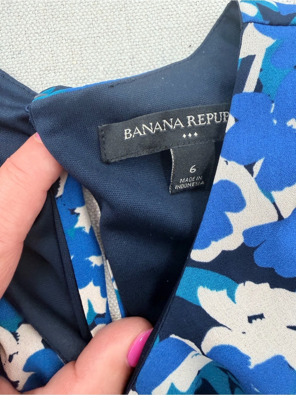 Banana Republic Blue Floral Belted Dress - Picture 2 of 3